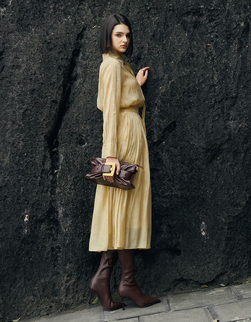  SM TƠ VÀNG HOA CHÌM DÂY CỔ 