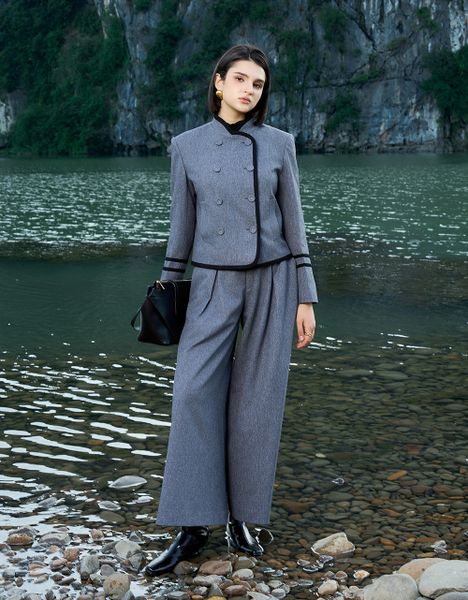  VEST GHI CỔ TÀU VIỀN ĐEN 