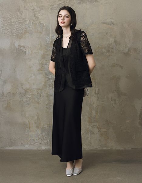  ÁO KHOÁC TƠ PHỦ REN HOA ĐEN 