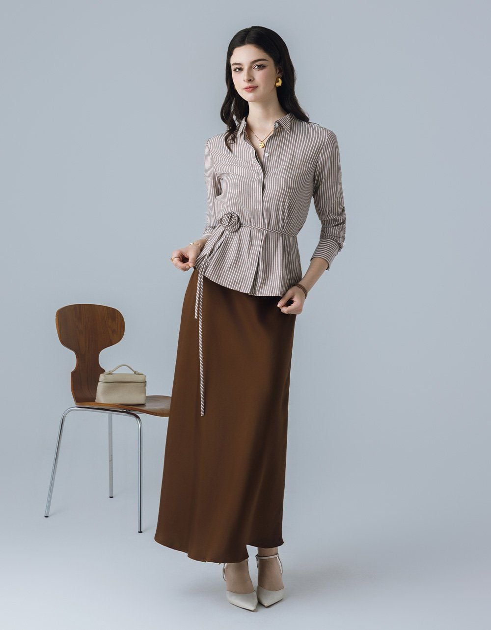  SM THÔ NÂU KẺ TRẮNG KÈM DÂY HOA 