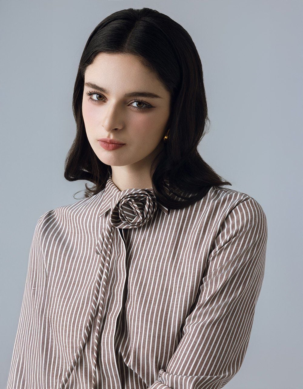  SM THÔ NÂU KẺ TRẮNG KÈM DÂY HOA 