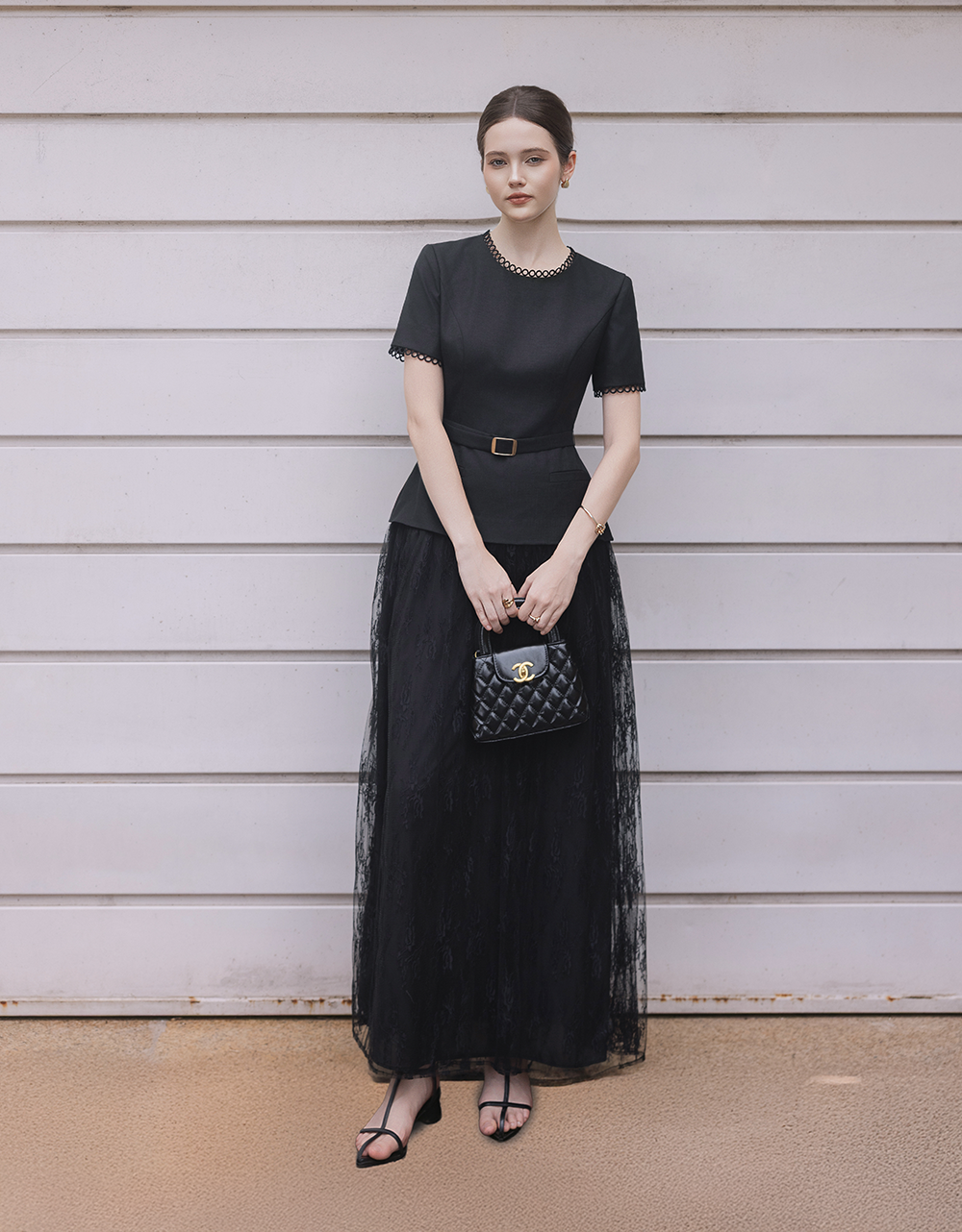  ĐẦM ĐEN CHÂN REN VIỀN DÂY PHỤ KIỆN 