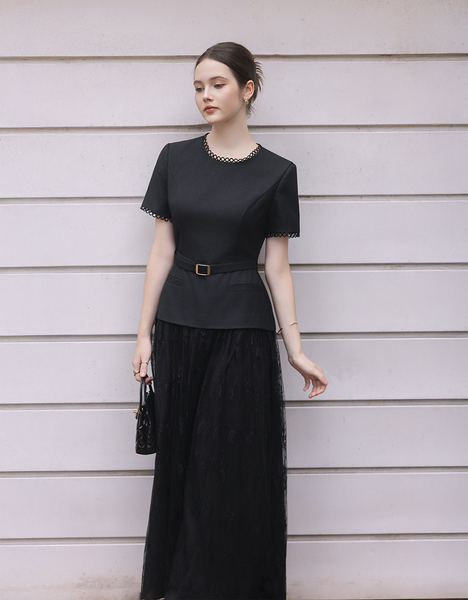  ĐẦM ĐEN CHÂN REN VIỀN DÂY PHỤ KIỆN 