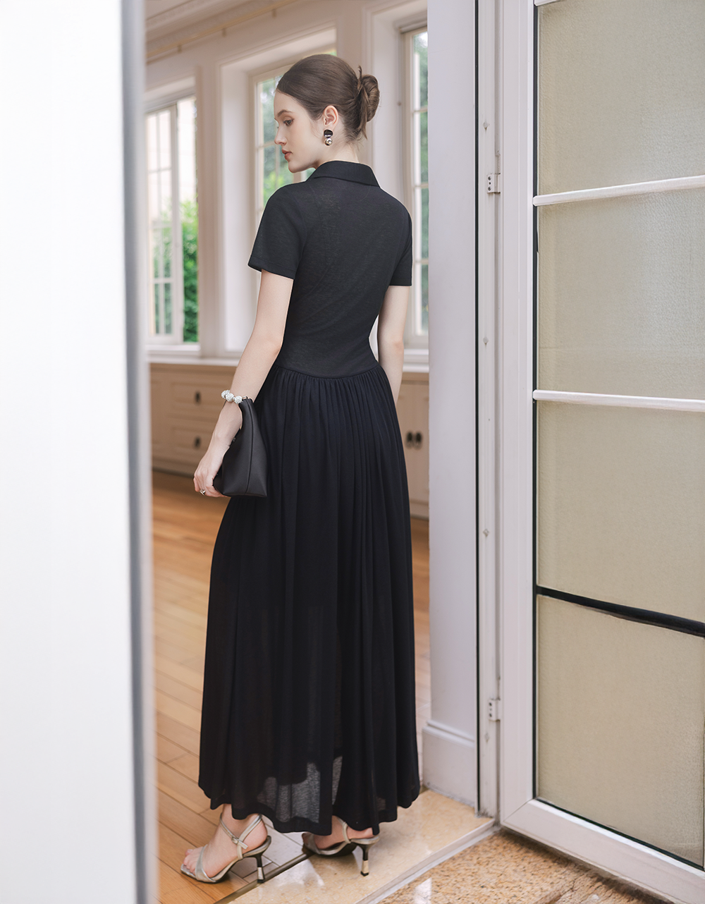  ĐẦM THUN XẾP NHÚN EO ĐÍNH HOA 