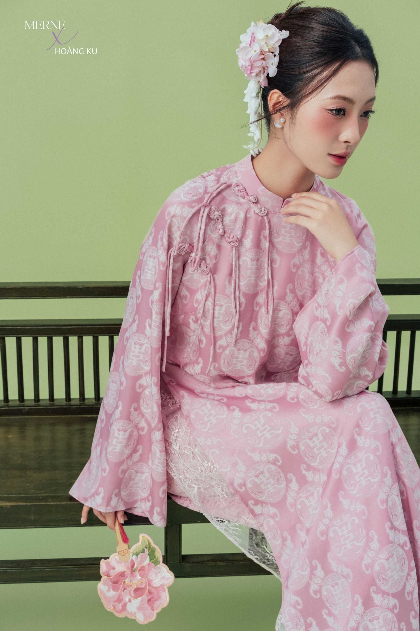  HỒNG NGỌC (PRE-ORDER) 