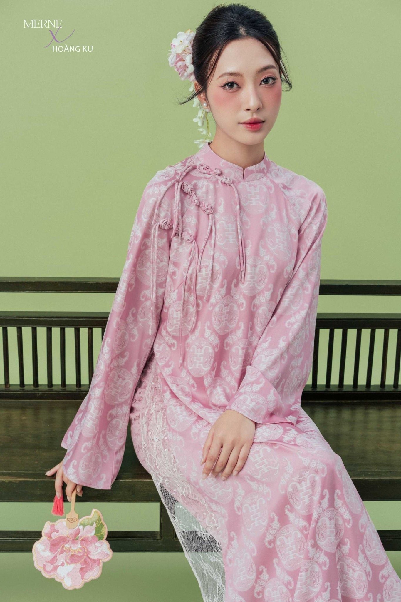  HỒNG NGỌC (PRE-ORDER) 