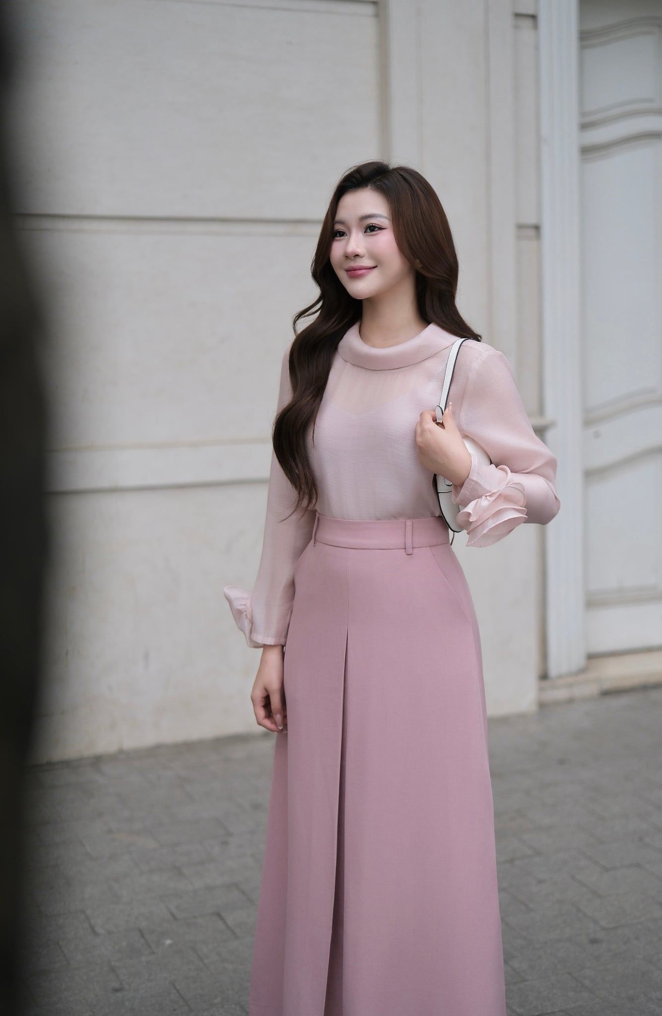  CHÂN VÁY LY SÚP GIỮA 