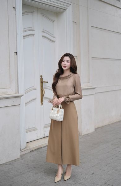  CHÂN VÁY LY SÚP GIỮA 