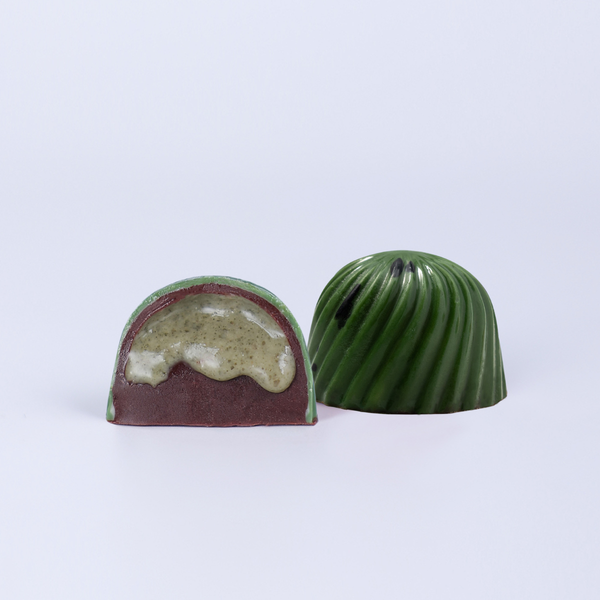 Sô-cô-la Đen Nhân Praline Hạt Bí