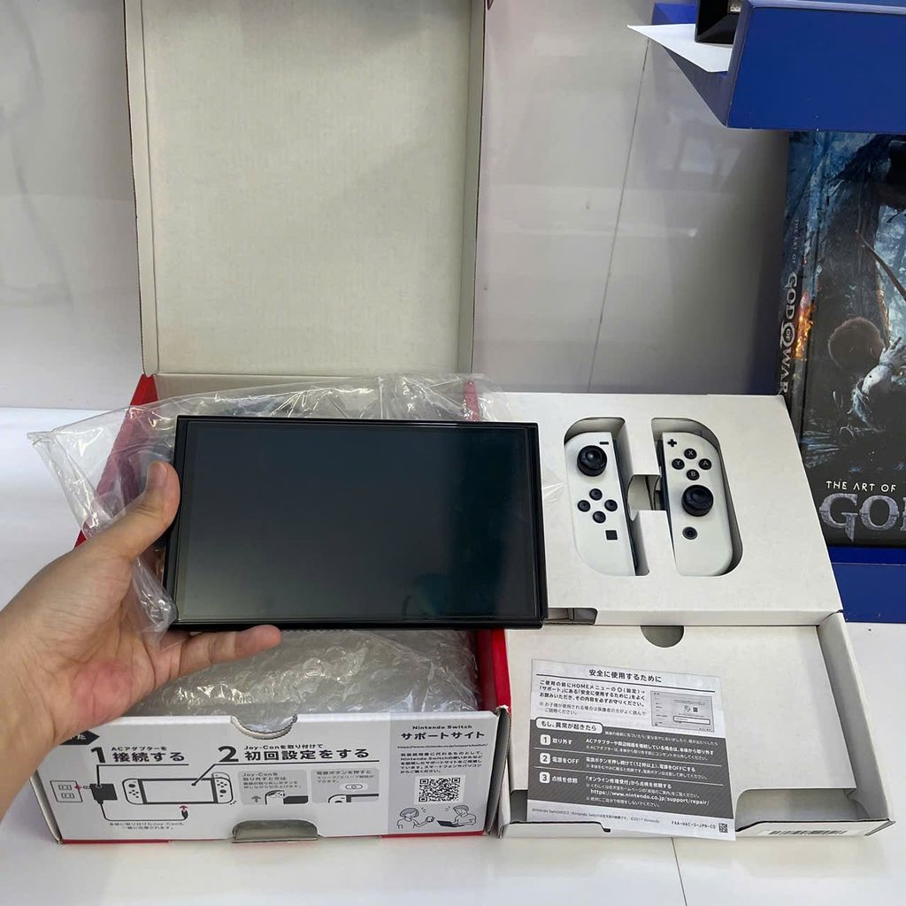 Máy Nintendo Switch Oled cũ ( màu trắng )