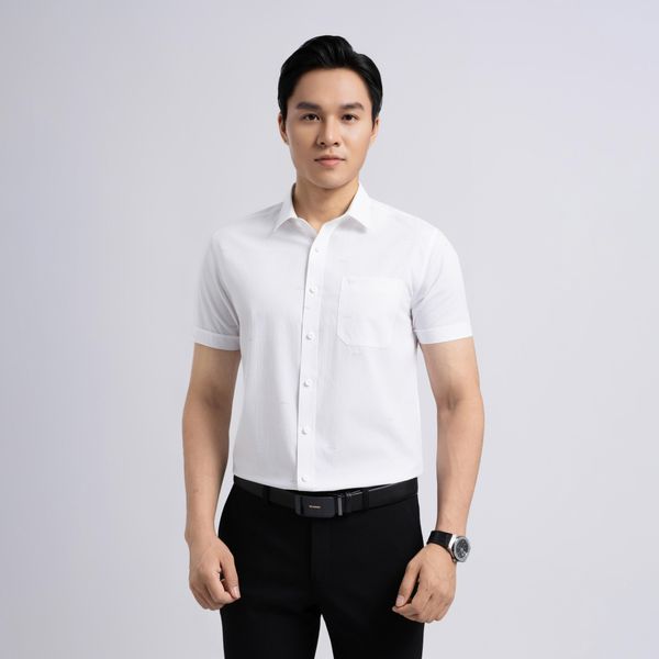Áo sơ mi ngắn tay Regular&nbsp;trơn có khả năng biến hóa linh hoạt theo từng phong cách
