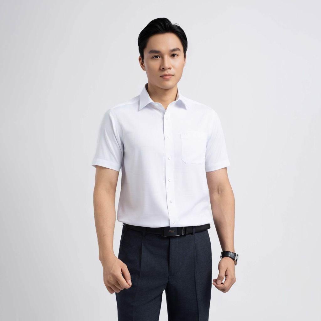 ÁO SƠ MI NGẮN TAY VITIMEX DÁNG RỘNG VỪA REGULAR TRẮNG ARC 4033