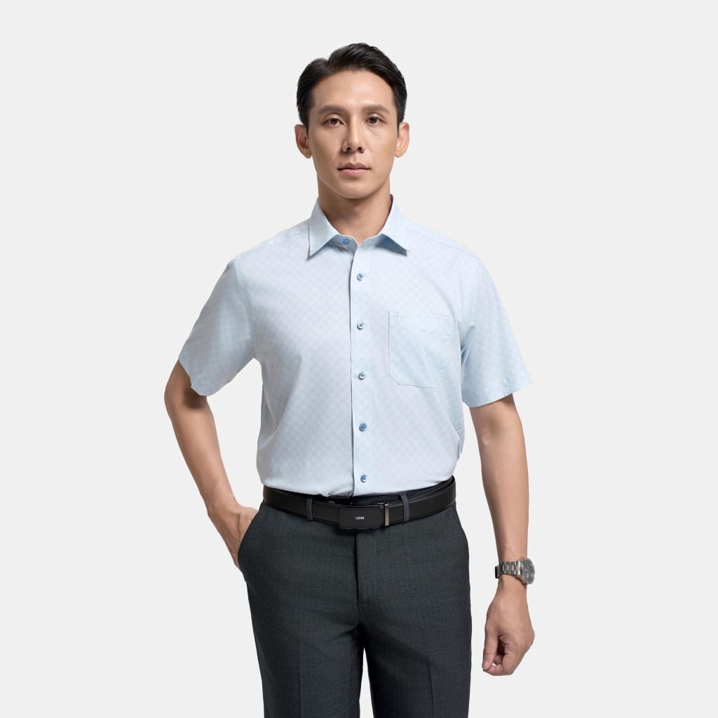 ÁO SƠ MI NGẮN TAY VITIMEX DÁNG RỘNG VỪA REGULAR HỌA TIẾT CHÌM ARC 4065
