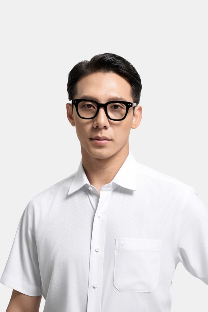 ÁO SƠ MI NGẮN TAY VITIMEX DÁNG RỘNG VỪA REGULAR TRƠN ARC 4080