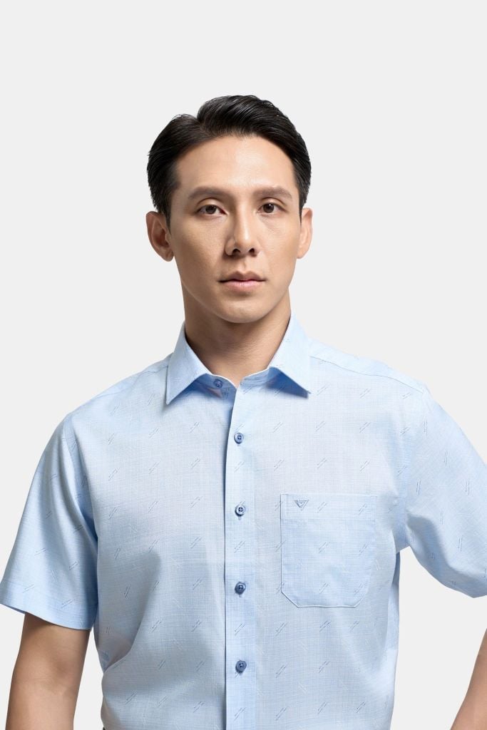 ÁO SƠ MI NGẮN TAY VITIMEX DÁNG RỘNG VỪA REGULAR HỌA TIẾT CHẤM BÔNG ARC 4089