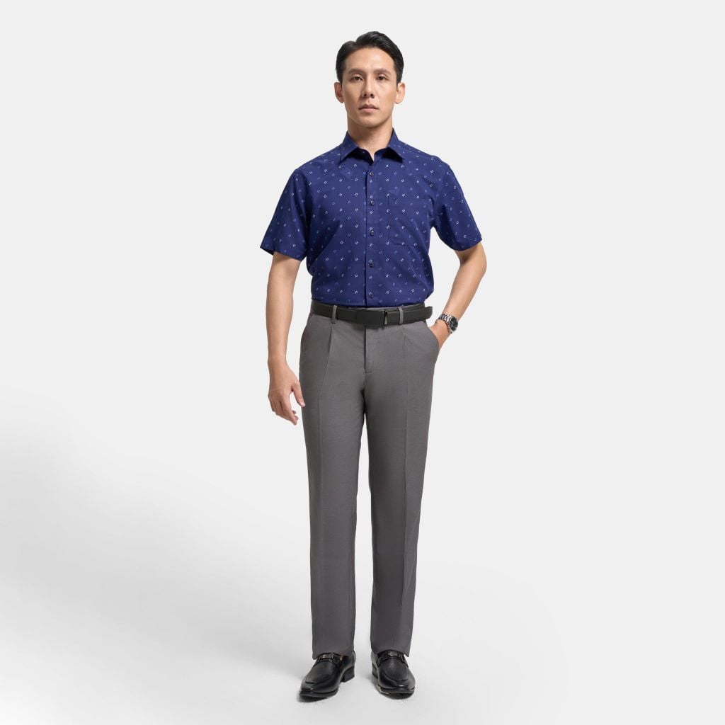 ÁO SƠ MI NGẮN TAY VITIMEX DÁNG RỘNG VỪA REGULAR HỌA TIẾT CHẤM BI ARC 4090