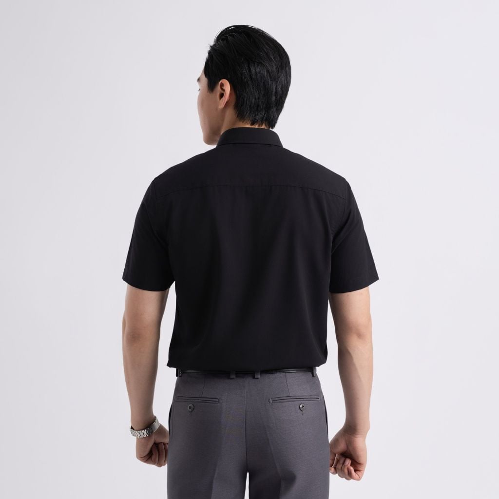 ÁO SƠ MI NGẮN TAY VITIMEX DÁNG RỘNG VỪA REGULAR TRƠN ARC 7686