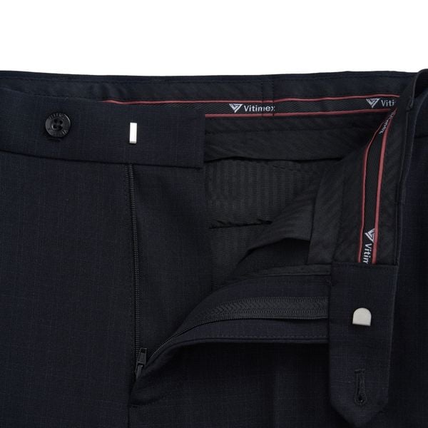 Chất liệu là chìa khoá cho một chiếc quần đứng phom