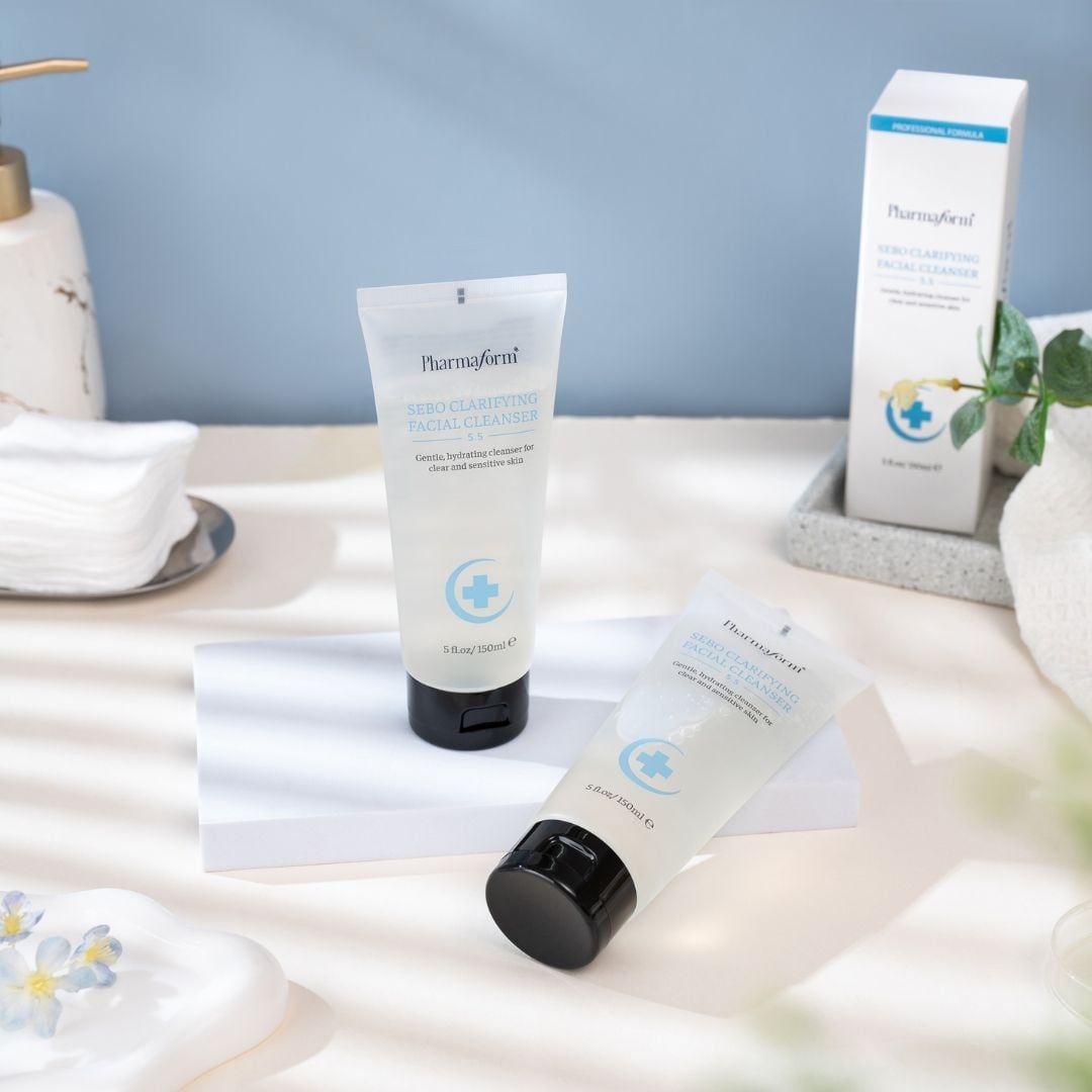  Sữa Rửa Mặt Sạch Sâu Loại Bỏ Bã Nhờn Cấp Ẩm Pharmaform Sebo Clarifying Facial Cleanser 150ml 