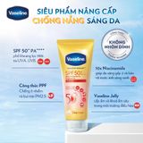  Serum Dưỡng Thể Vaseline Chống Nắng Phổ Rộng SPF50 PA+++ 300ml 