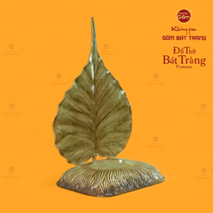 Tượng Phật Thích Ca Ngồi Thiền Định Trước Lá Bồ Đề