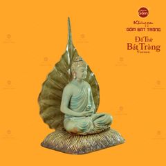 Tượng Phật Thích Ca Ngồi Thiền Định Trước Lá Bồ Đề