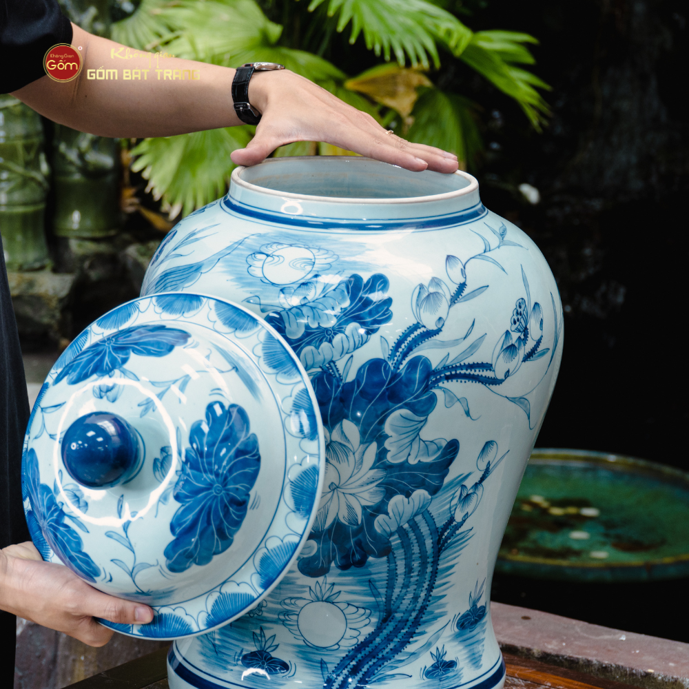 Chóe Men Lam Họa Tiết Hoa Sen