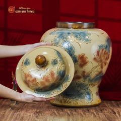Chóe Men Xanh Ngọc Họa Tiết Hoa Sen Vẽ Màu