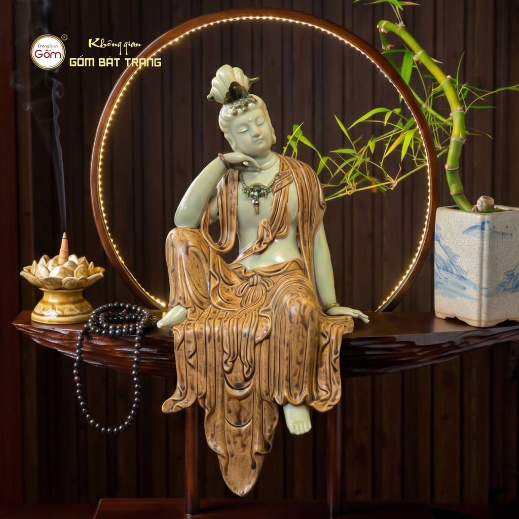 Tượng Quan Âm Thuỷ Nguyệt