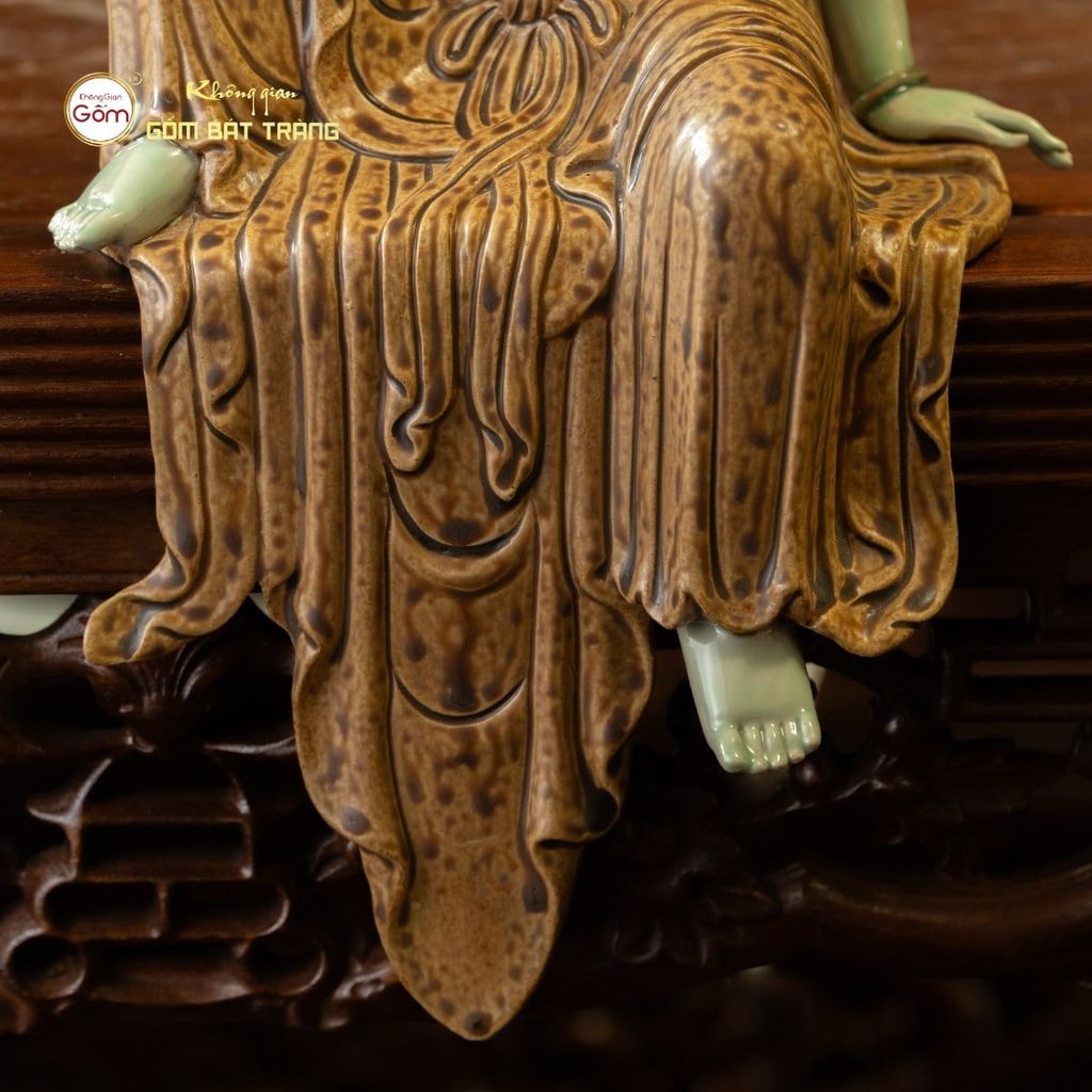 Tượng Quan Âm Thuỷ Nguyệt