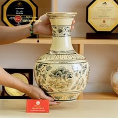 Bình Tỏi Vẽ Vàng Hoa Phù Dung