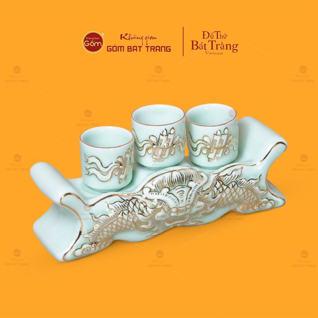 Bộ Kỷ Ngai 3 Chén Men Ngọc Hoàng Tộc Cuốn Thư Vẽ Vàng