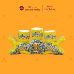 Bộ Kỷ Ngai 3 Chén Thờ Men Vàng Họa Tiết Cuốn Thư