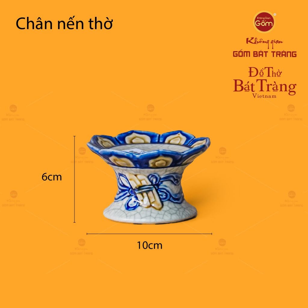 Chân Nến Thờ Men Rạn Họa Tiết Cuốn Thư