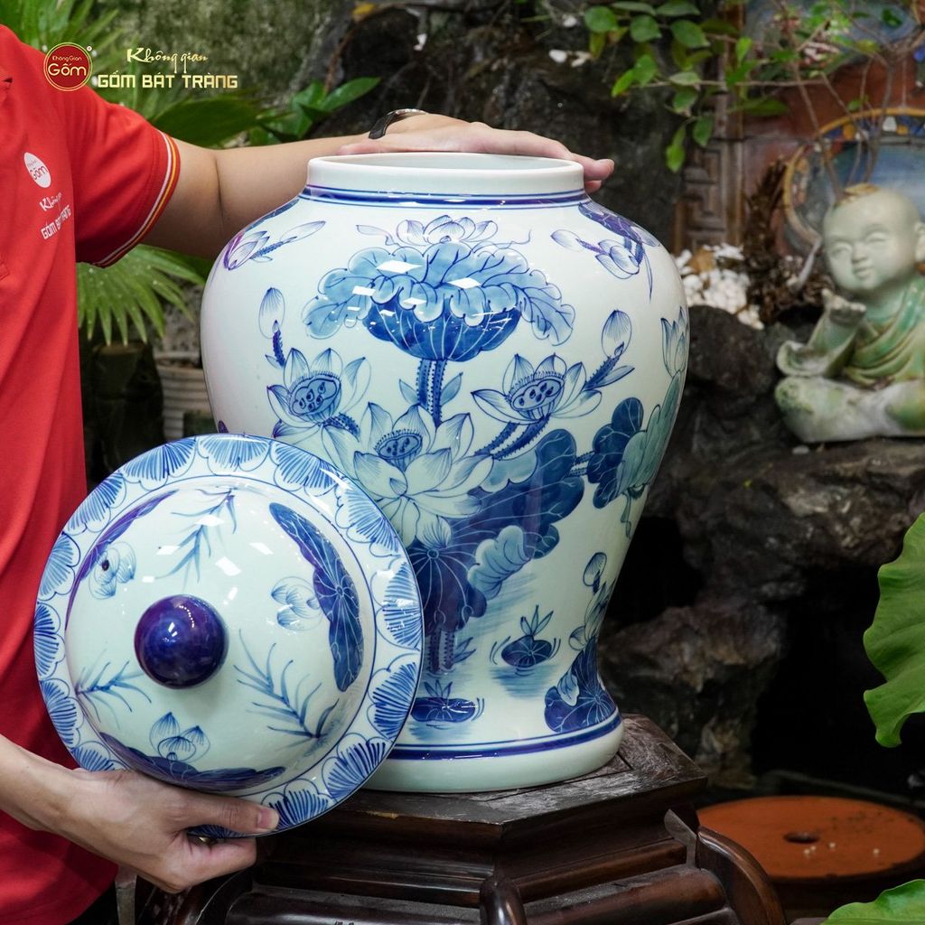 Chóe Men Lam Vẽ Tay Họa Tiết Hoa Sen Trắng