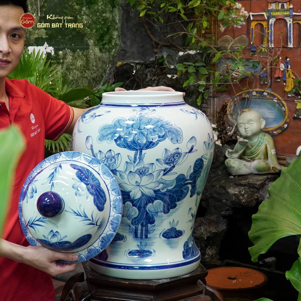 Chóe Men Lam Vẽ Tay Họa Tiết Hoa Sen Trắng