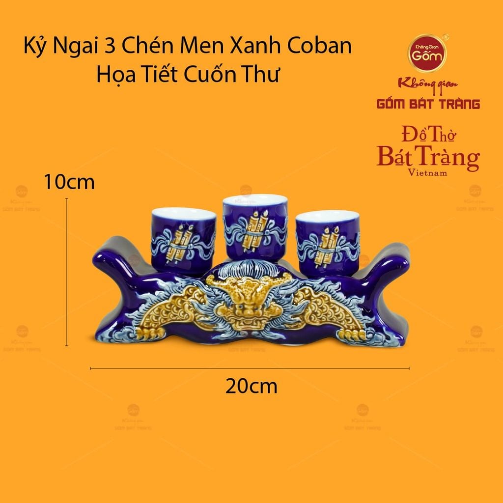 Bộ Kỷ Ngai 3 Chén Thờ Men Xanh Coban Họa Tiết Cuốn Thư