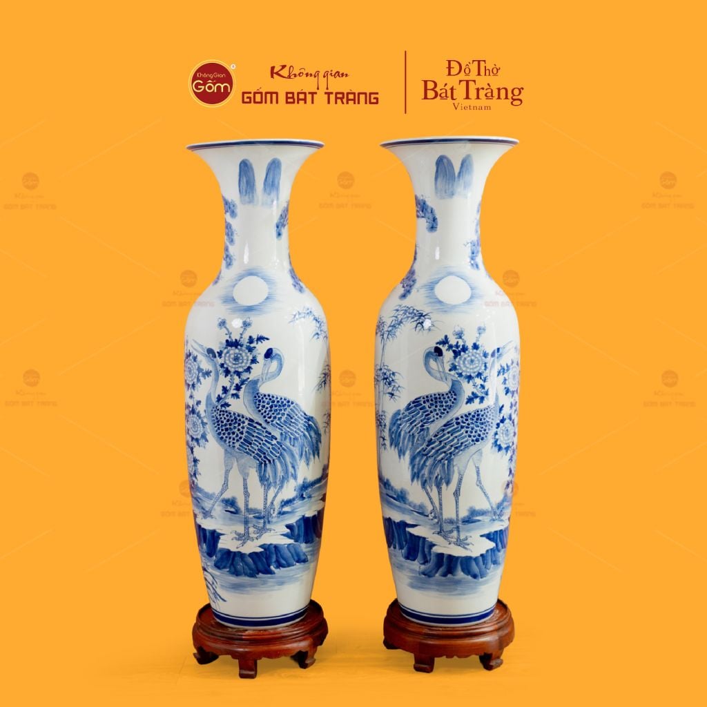 Lộc Bình 1M2 Men Lam Họa Tiết Tùng Hạc