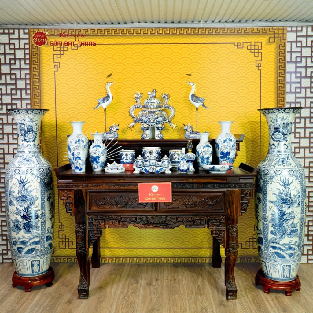 Lộc Bình 1M4 Men Rạn Họa Tiết Tứ Linh