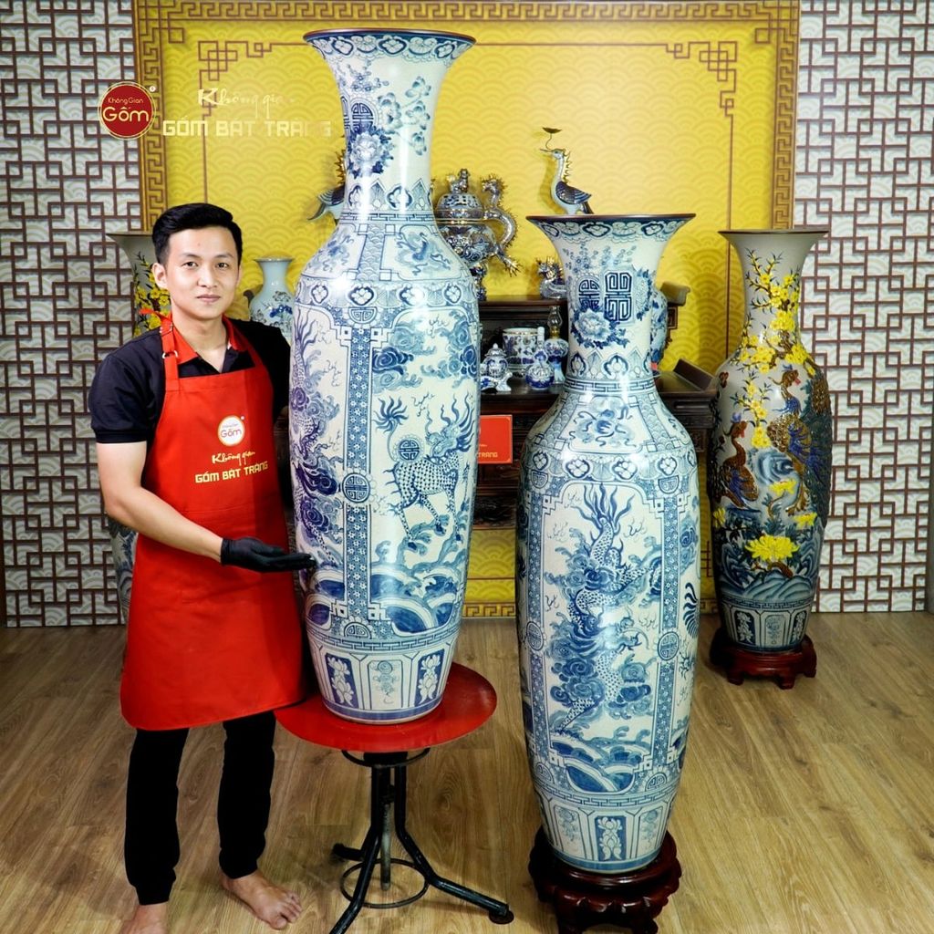 Lộc Bình 1M4 Men Rạn Họa Tiết Tứ Linh