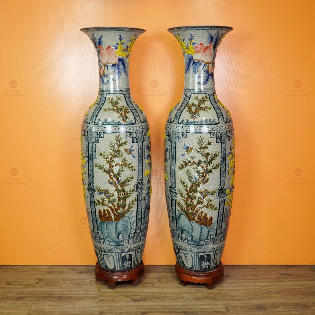 Lộc Bình Men Rạn Họa Tiết Tứ Cảnh Hoa Vàng Đắp Nổi