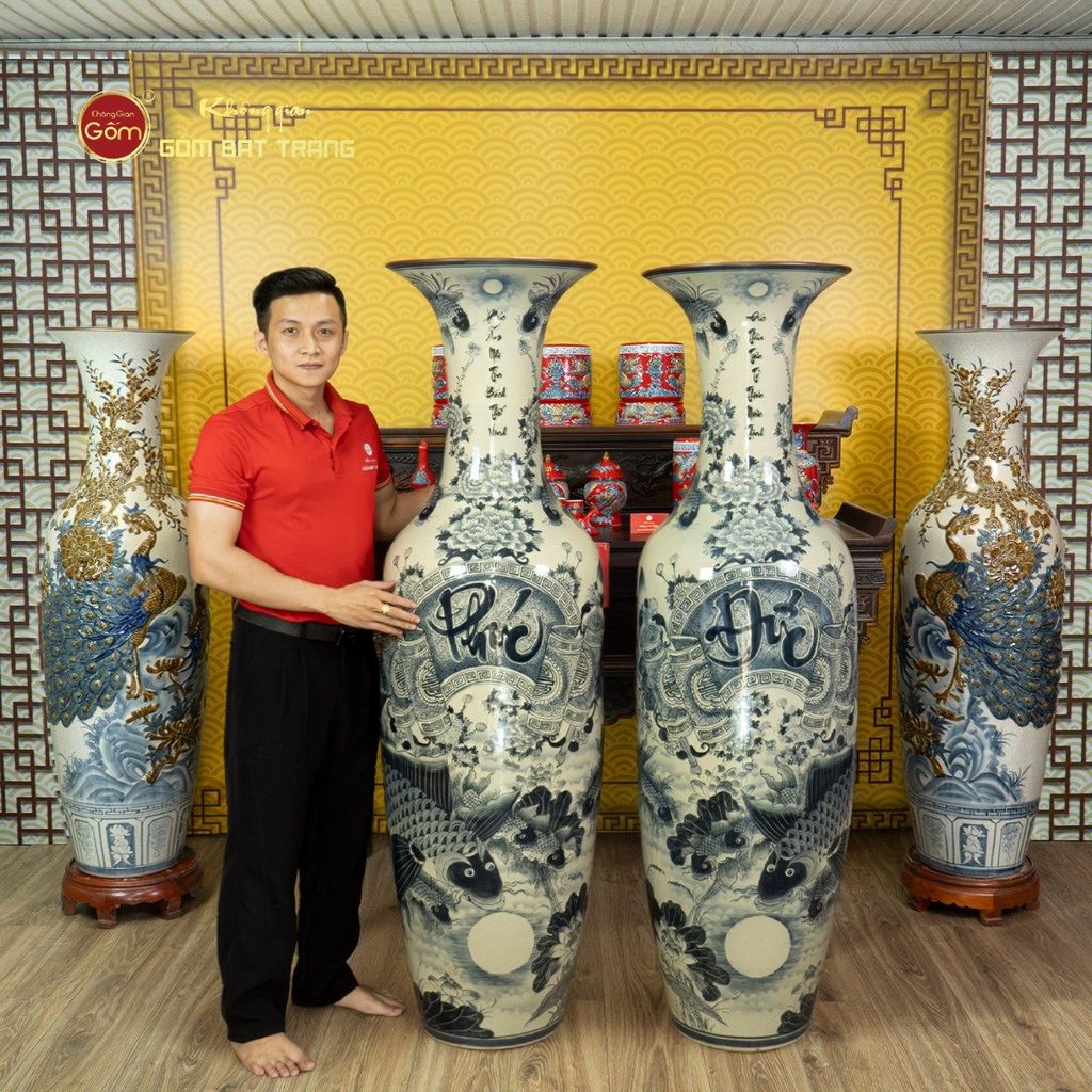 Lộc Bình 1M6 Men Chàm Cổ Vẽ Kỹ Phúc Đức