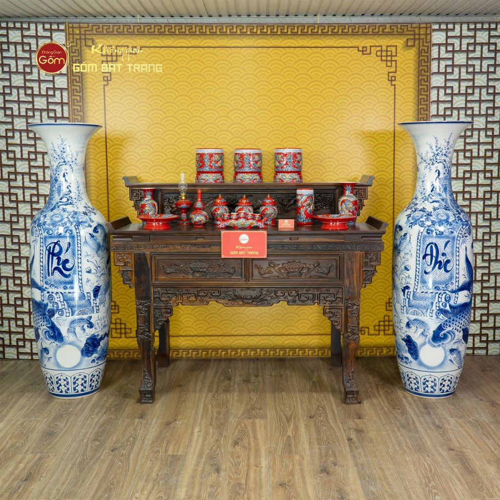 Lộc Bình 1M6 Men Lam Họa Tiết Phúc Đức Công Ngư Hội Tụ