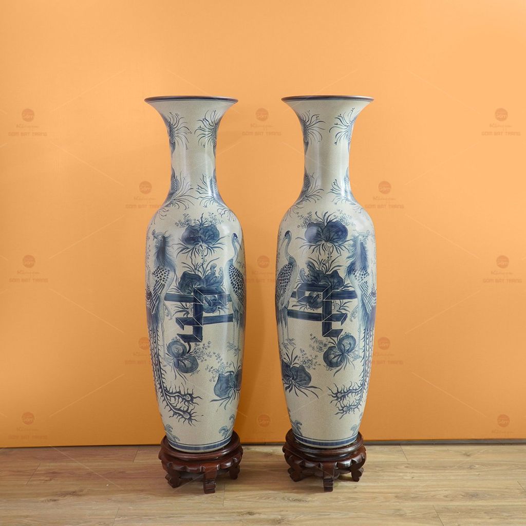 Lộc Bình 1M4 Men Rạn Vẽ Kỹ Họa Tiết Phúc Đức