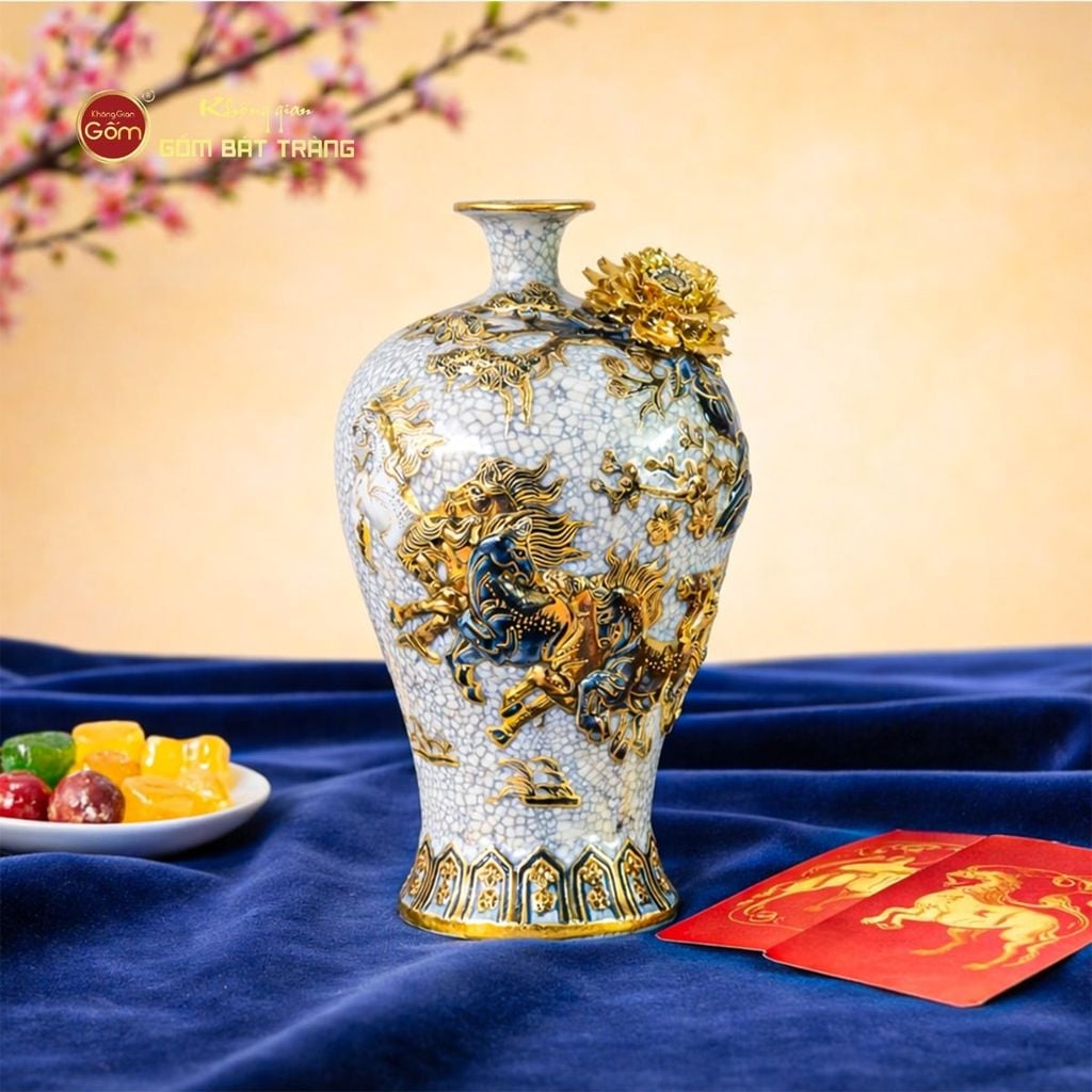 Mai Bình Men Rạn Đắp Nổi Vẽ Vàng Mã Đáo Thành Công
