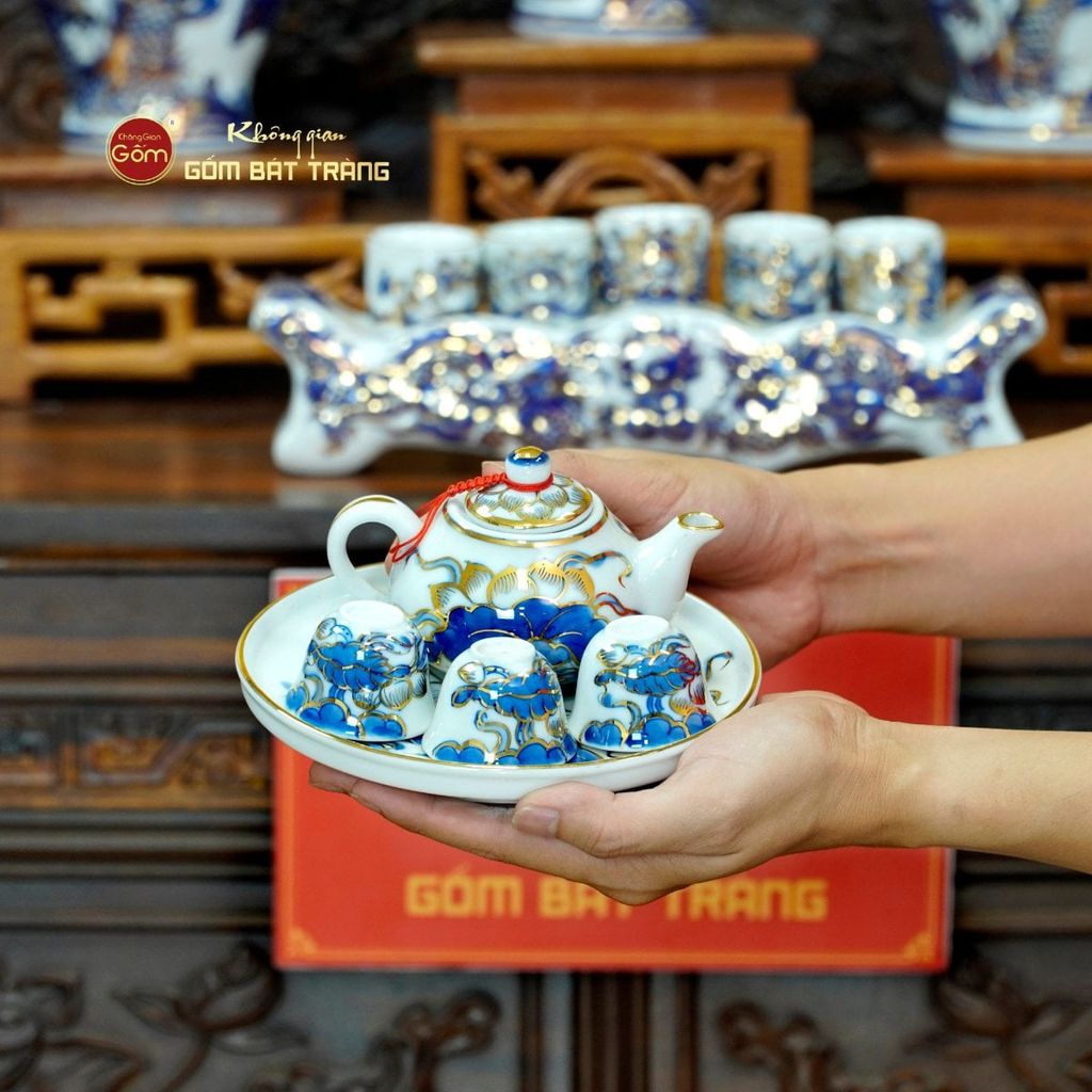 Bộ Đồ Thờ Gia Tiên (Cơ Bản 15 Món) Men Lam Nổi Vẽ Vàng