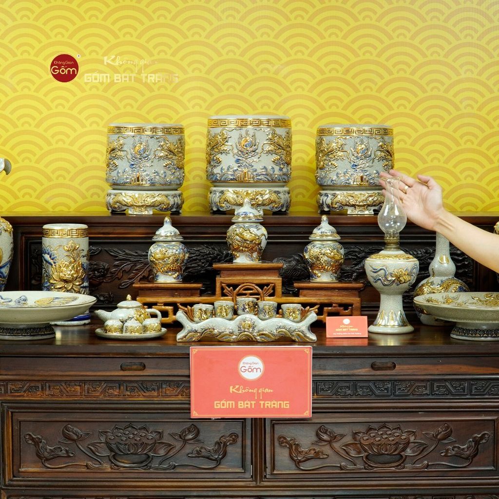 Bộ Đồ Thờ Gia Tiên (Cơ Bản 15 Món) Men Rạn Vẽ Vàng