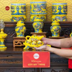 Bộ Ấm 3 Chén Thờ Men Vàng Họa Tiết Cành Đào