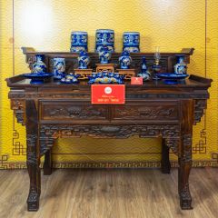 Bộ Kỷ Ngai 3 Chén Thờ Men Xanh Coban Họa Tiết Cuốn Thư