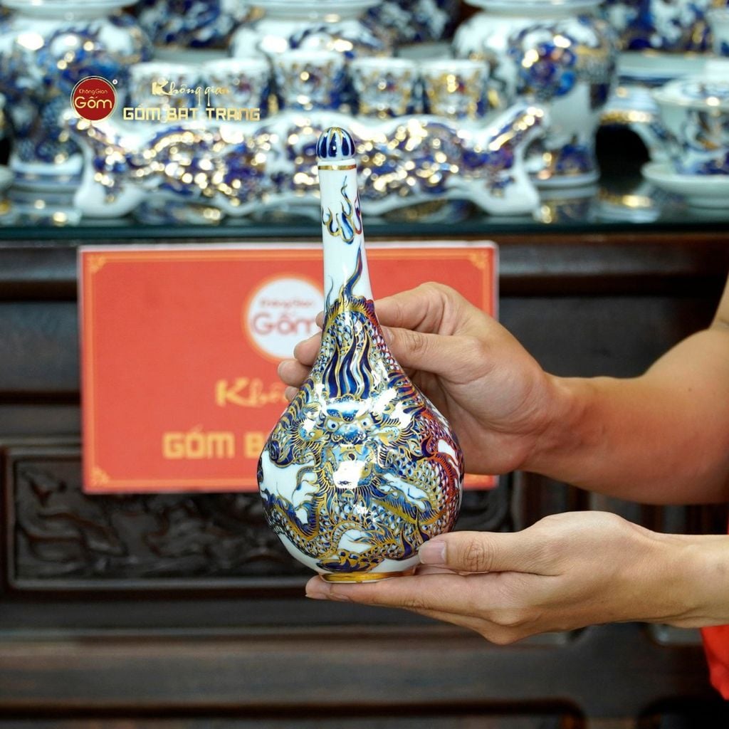 Bộ Đồ Thờ Gia Tiên (Hào Gia 29 Món) Men Lam Nổi Vẽ Vàng